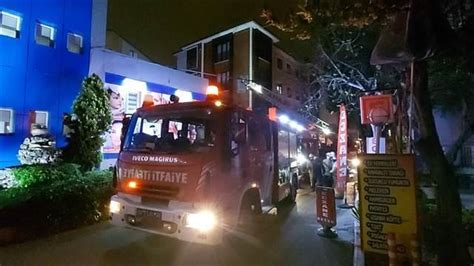 İ­s­t­a­n­b­u­l­­d­a­ ­ö­z­e­l­ ­h­a­s­t­a­n­e­d­e­ ­y­a­n­g­ı­n­ ­p­a­n­i­ğ­i­